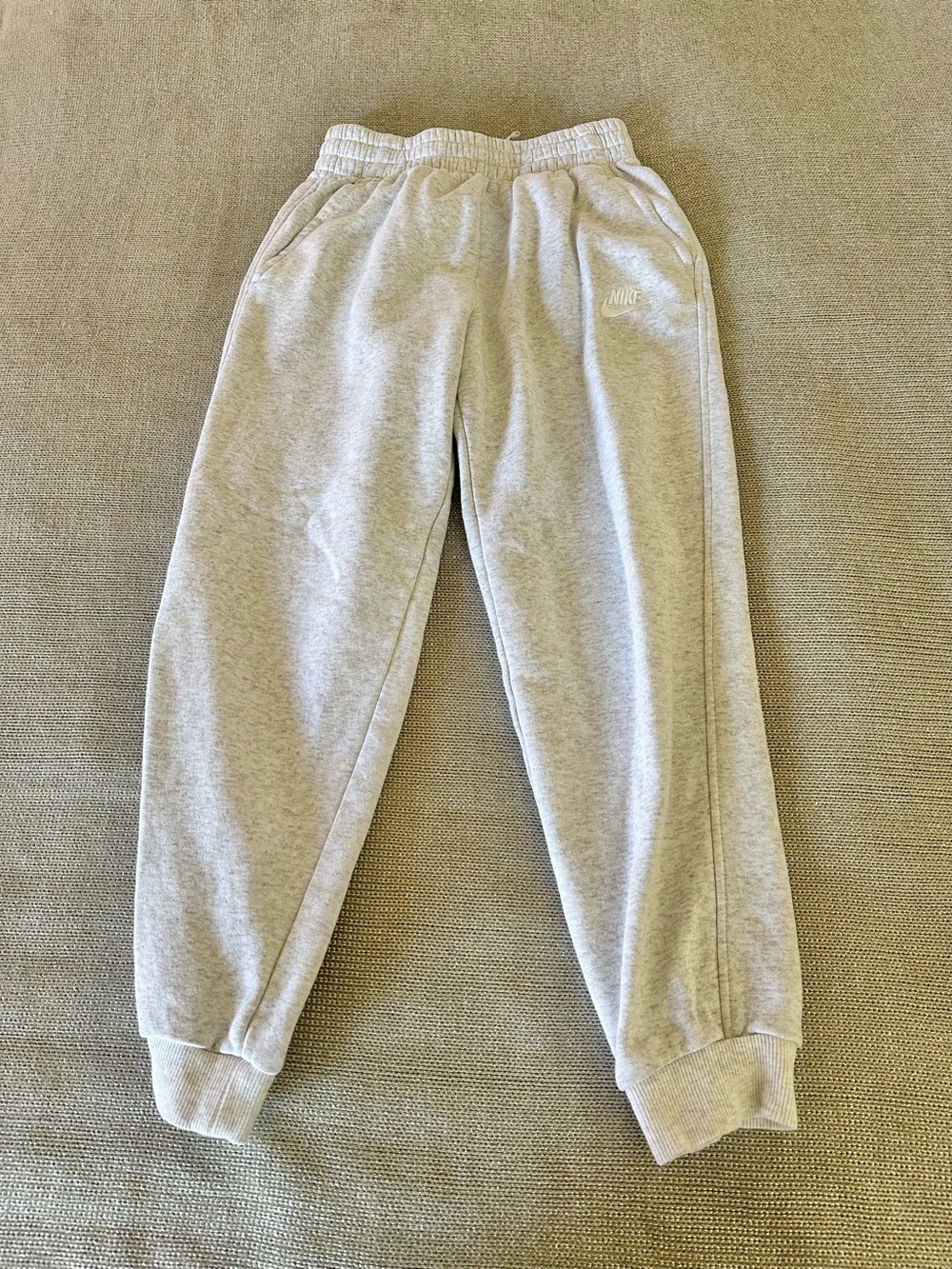 Nike Boys Light Gray Sweatpants